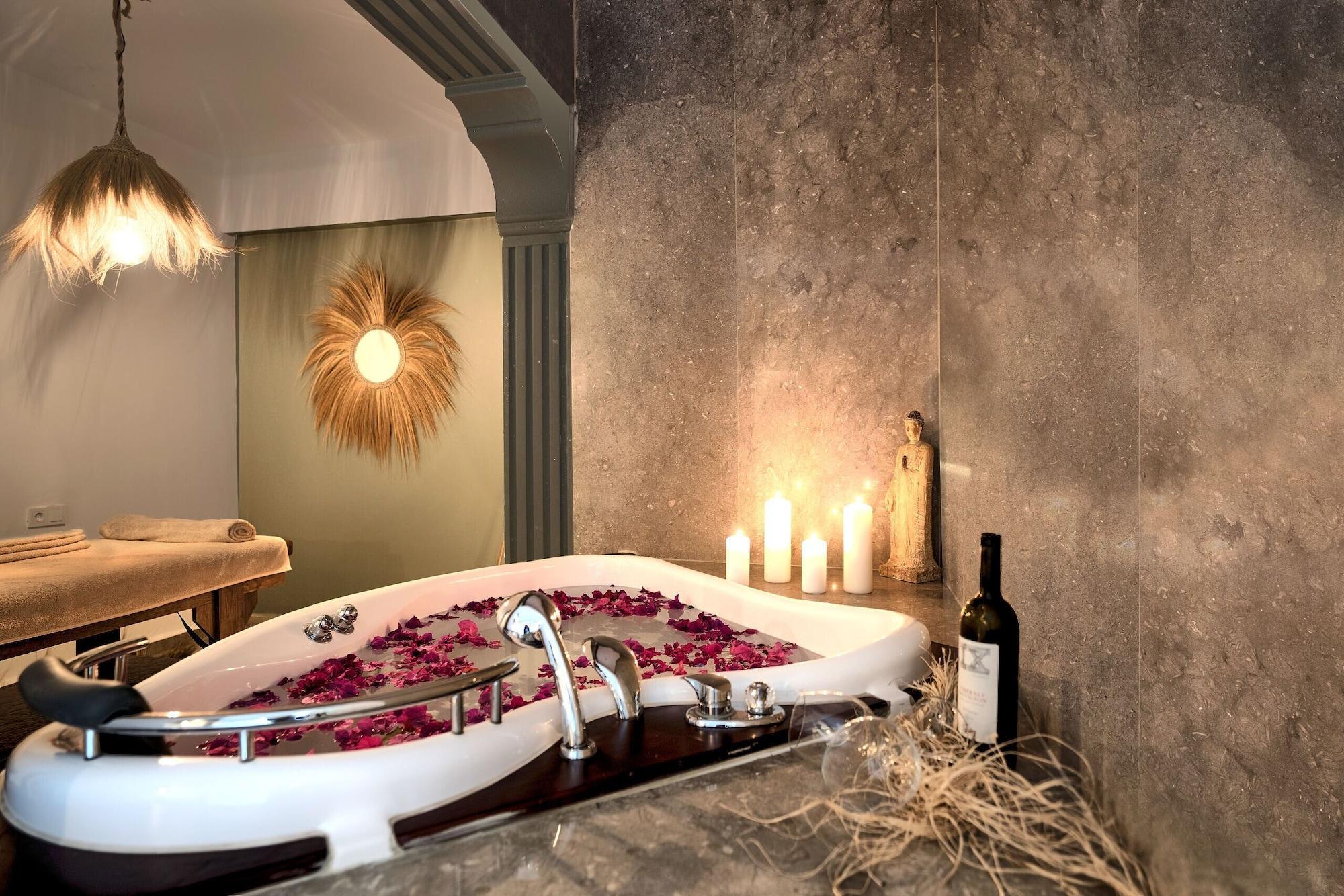 Liman Hotel Guemuesluek - Adult Only Bodrum Bagian luar foto