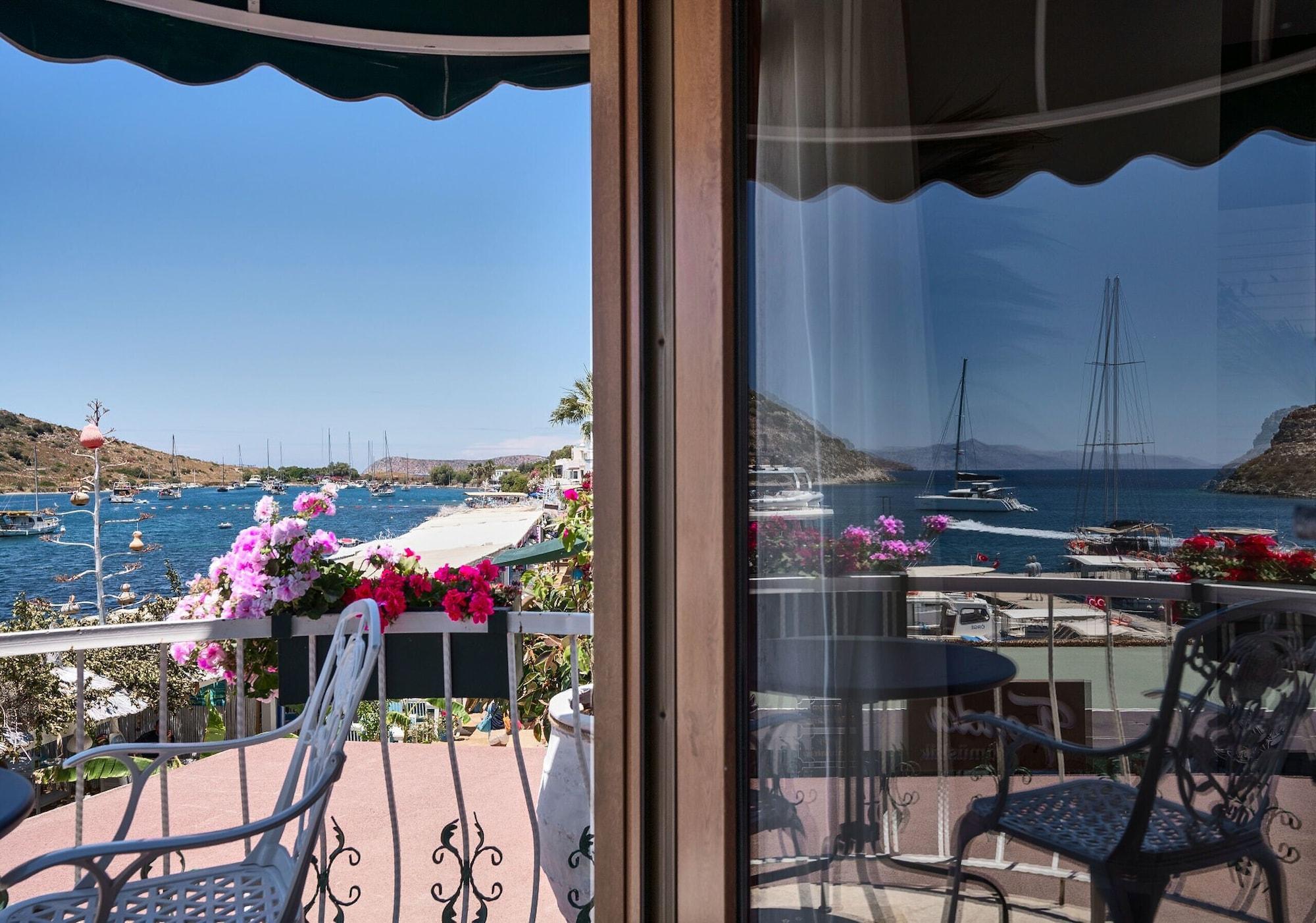 Liman Hotel Guemuesluek - Adult Only Bodrum Bagian luar foto