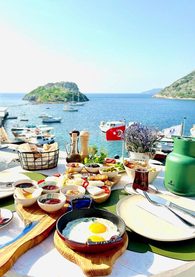 Liman Hotel Guemuesluek - Adult Only Bodrum Bagian luar foto