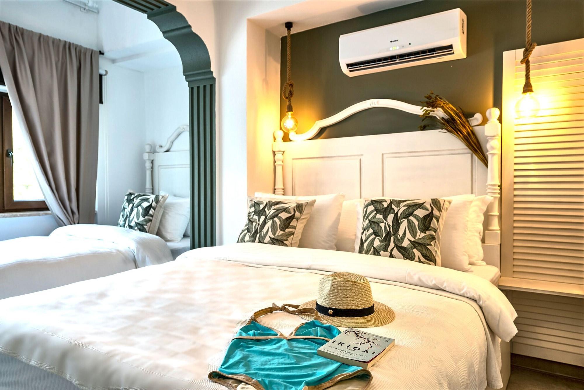 Liman Hotel Guemuesluek - Adult Only Bodrum Bagian luar foto