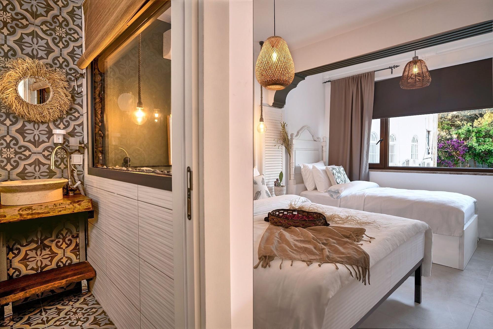 Liman Hotel Guemuesluek - Adult Only Bodrum Bagian luar foto