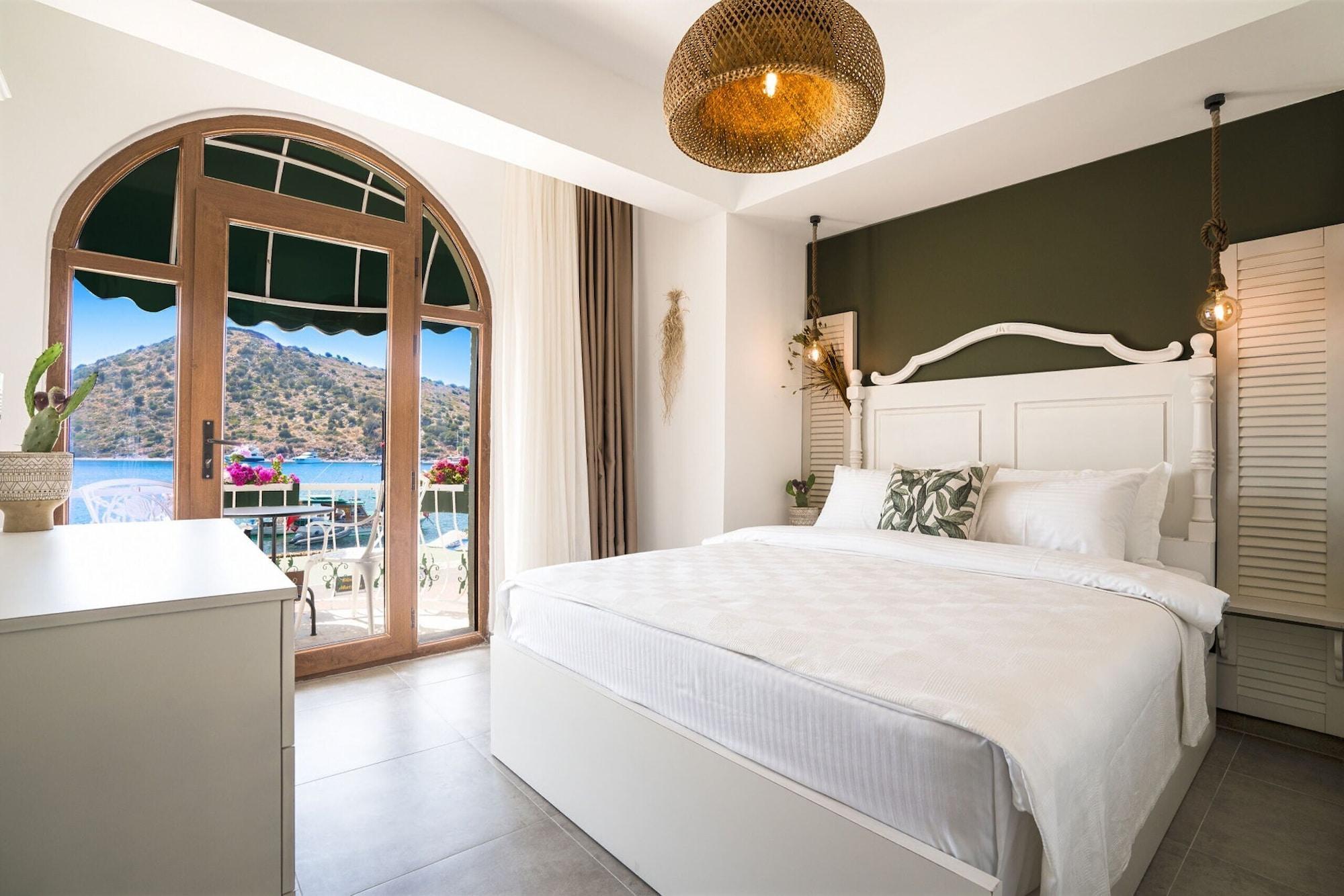Liman Hotel Guemuesluek - Adult Only Bodrum Bagian luar foto